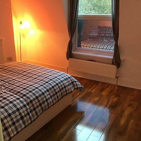 Residential Quarters, General Gordon Square Apartment Лондон Екстериор снимка