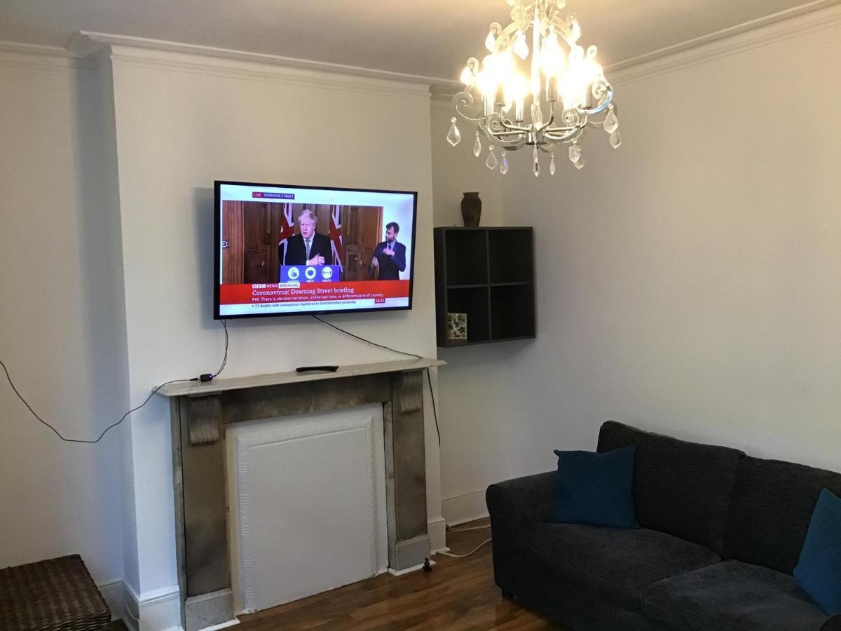 Residential Quarters, General Gordon Square Apartment Лондон Екстериор снимка