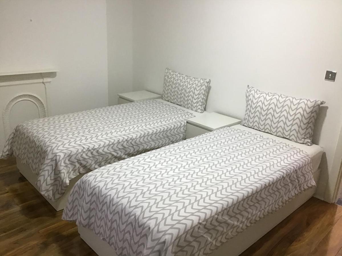 Residential Quarters, General Gordon Square Apartment Лондон Екстериор снимка
