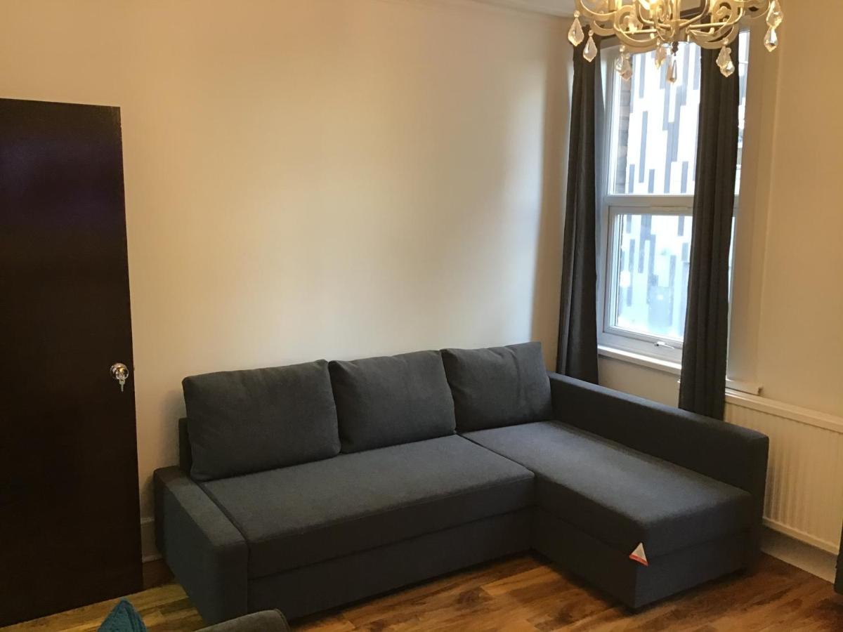 Residential Quarters, General Gordon Square Apartment Лондон Екстериор снимка