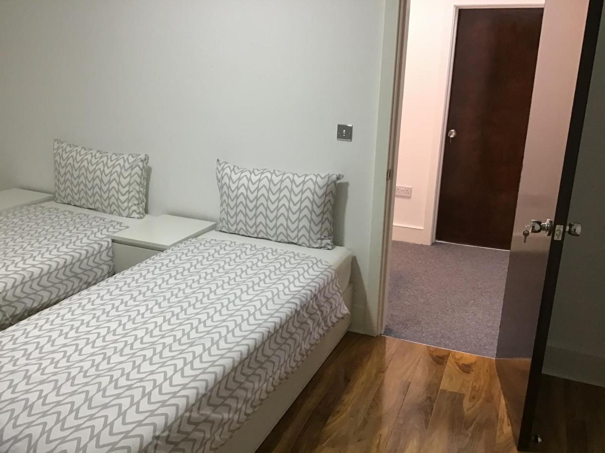 Residential Quarters, General Gordon Square Apartment Лондон Екстериор снимка