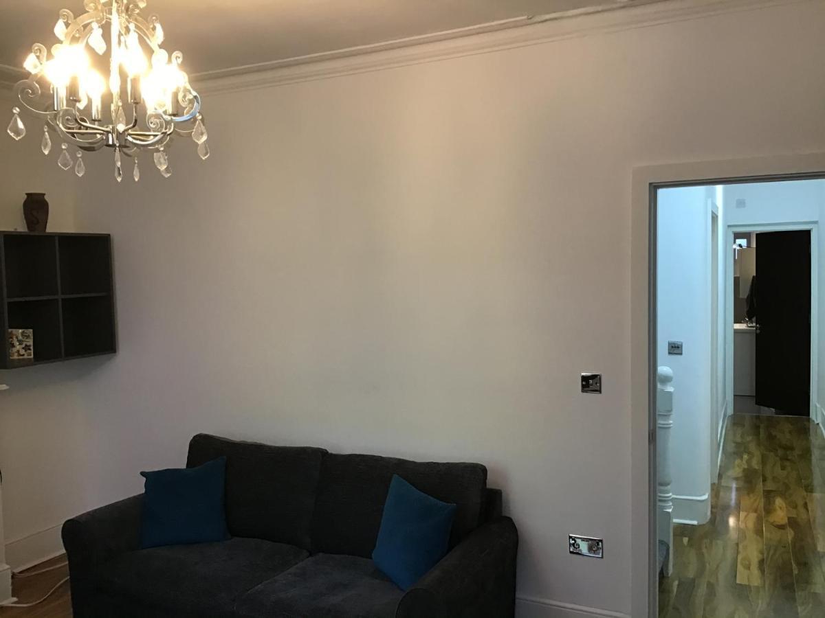 Residential Quarters, General Gordon Square Apartment Лондон Екстериор снимка