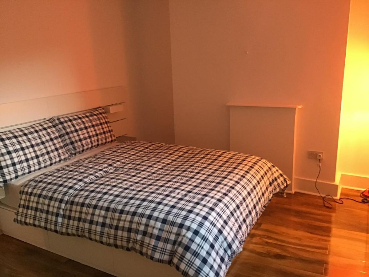 Residential Quarters, General Gordon Square Apartment Лондон Екстериор снимка